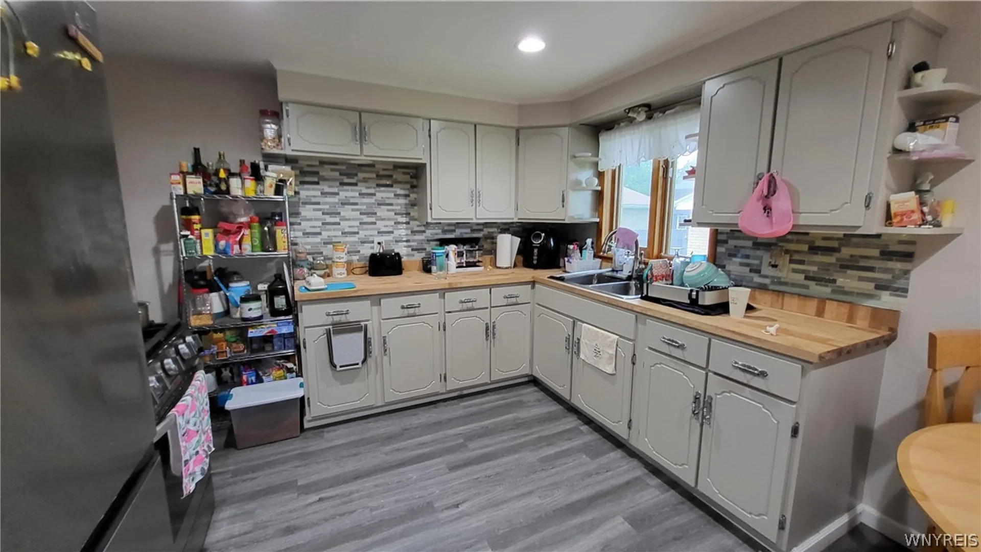 Property at 224 Sky Hi Drive, West Seneca, NY 14224 7