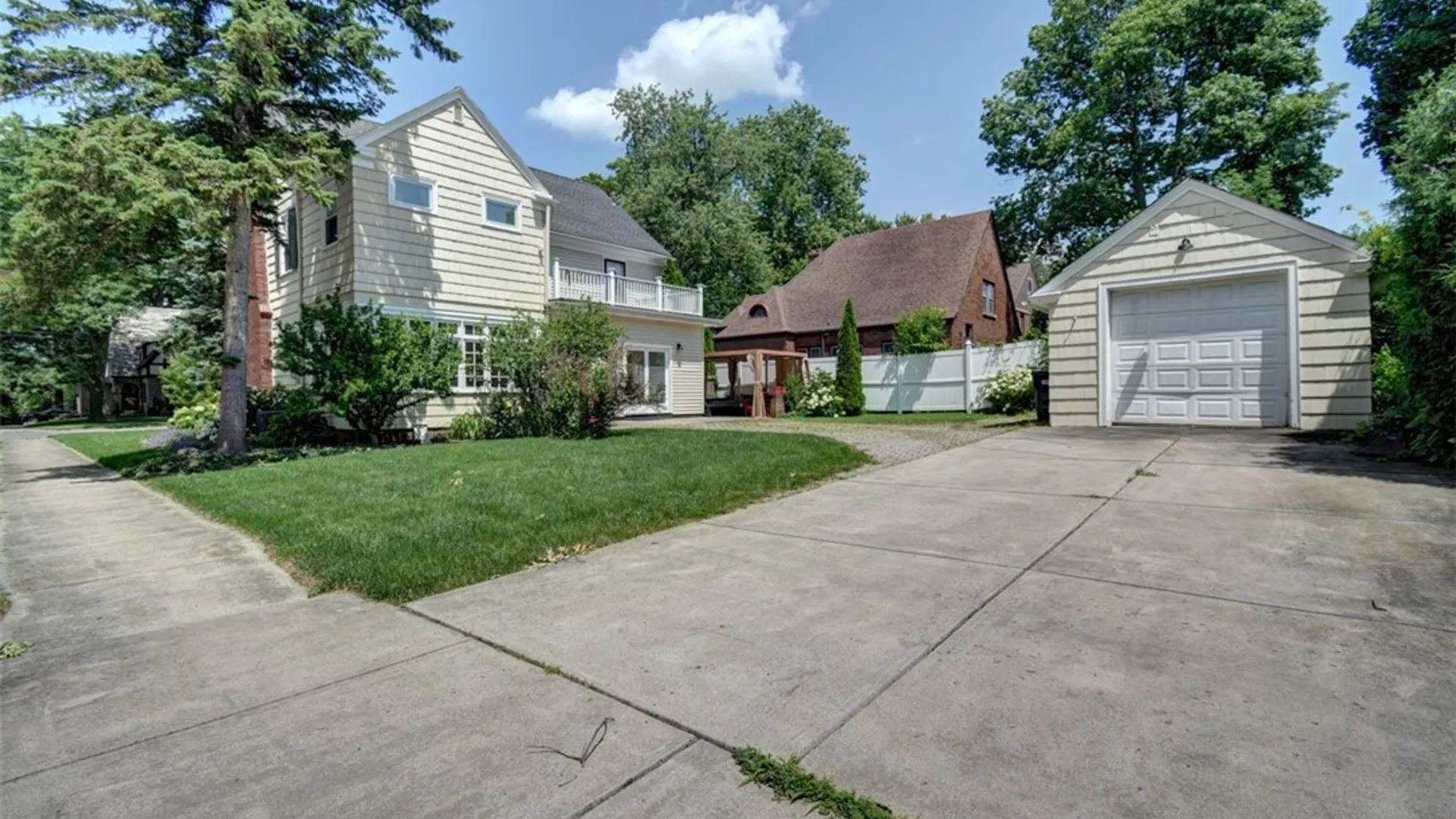 Property at 703 Maple Avenue, Niagara Falls, NY 14305 3