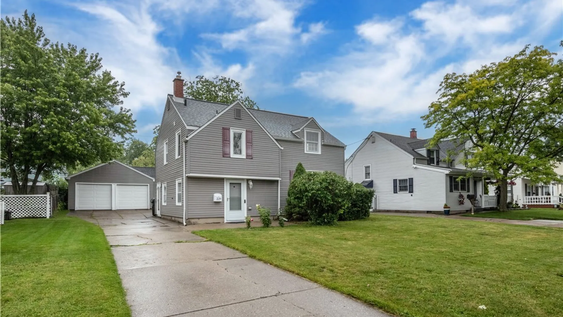 Property at 229 Dalton Drive, Tonawanda, NY 14223 2
