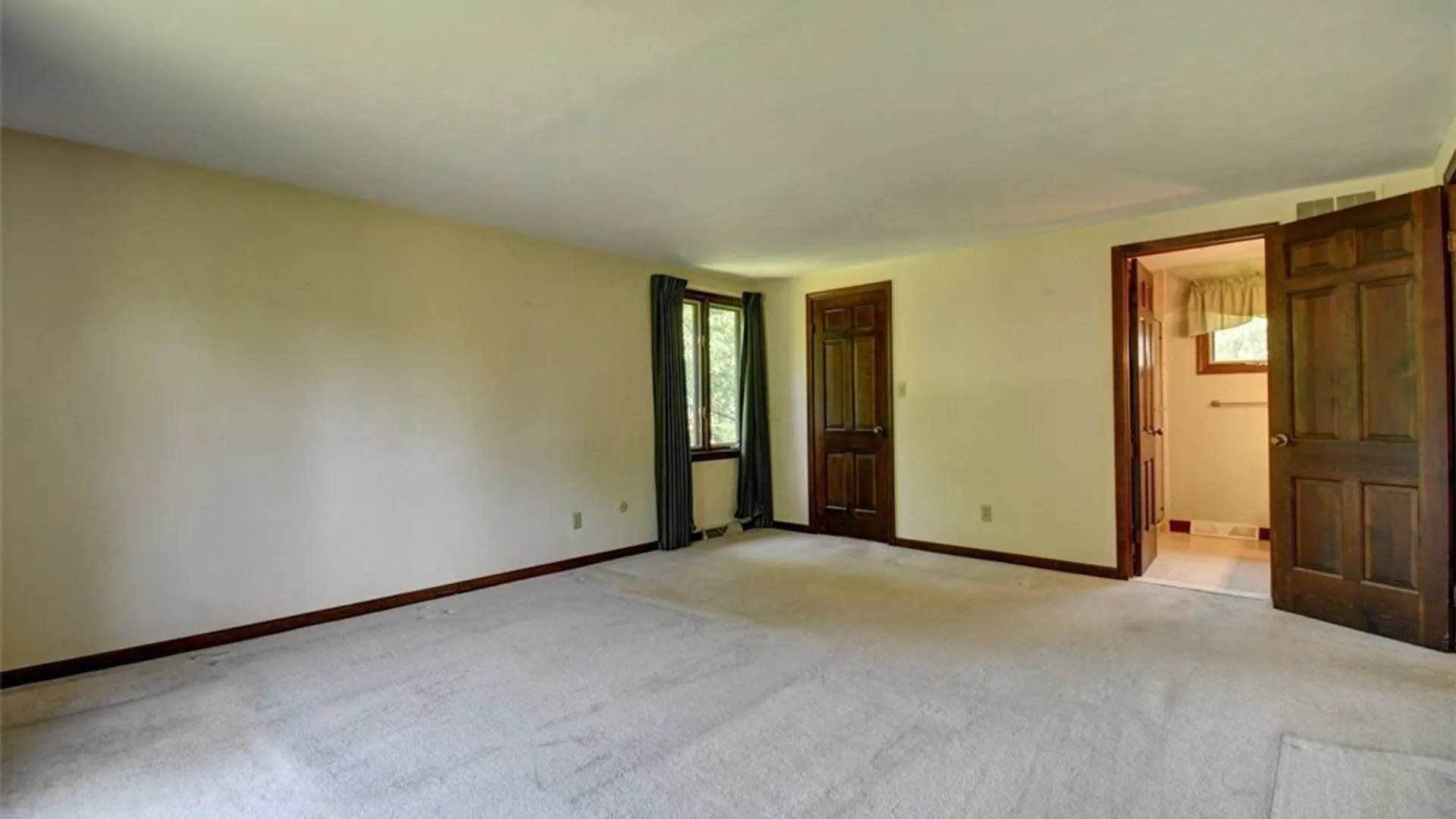 Property at 239 Wood Acres Drive, Amherst, NY 14051 26