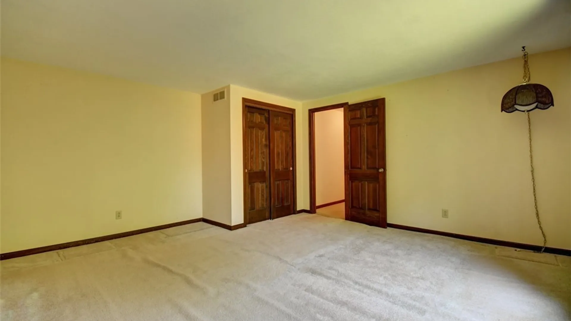Property at 239 Wood Acres Drive, Amherst, NY 14051 32