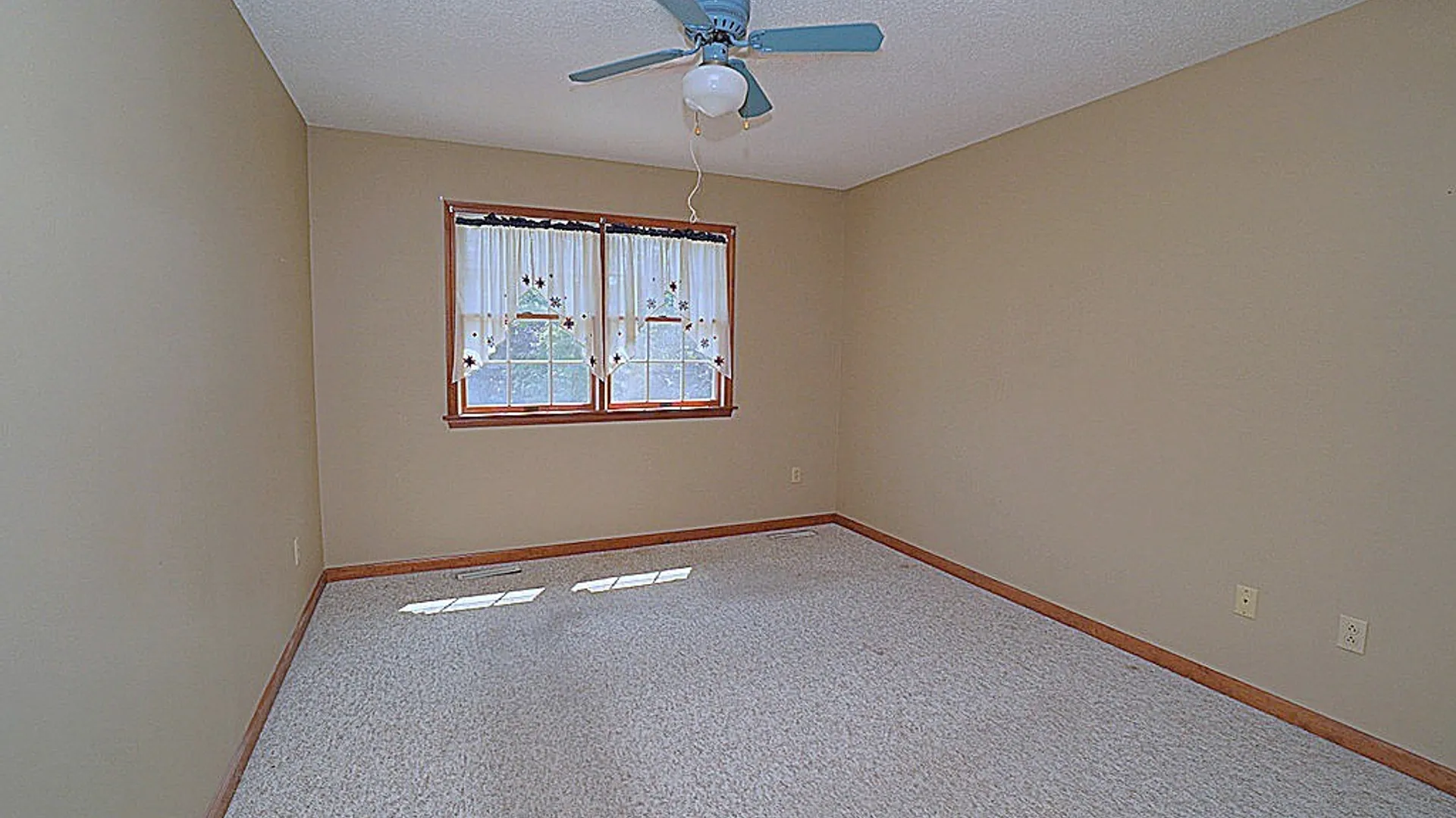 Property at 1152 Moll Street, North Tonawanda, NY 14120 41