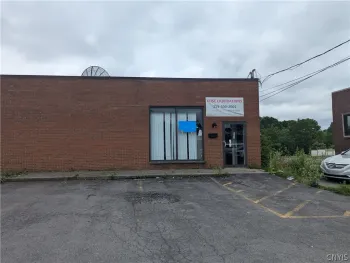 Property at 601 1/2 W Manlius Street, DeWitt, NY 13057