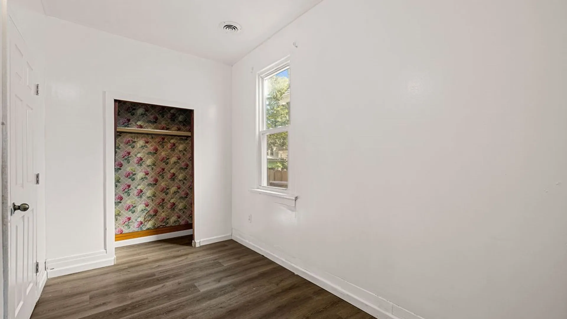 Property at 104 Pershing Avenue, Buffalo, NY 14211 23