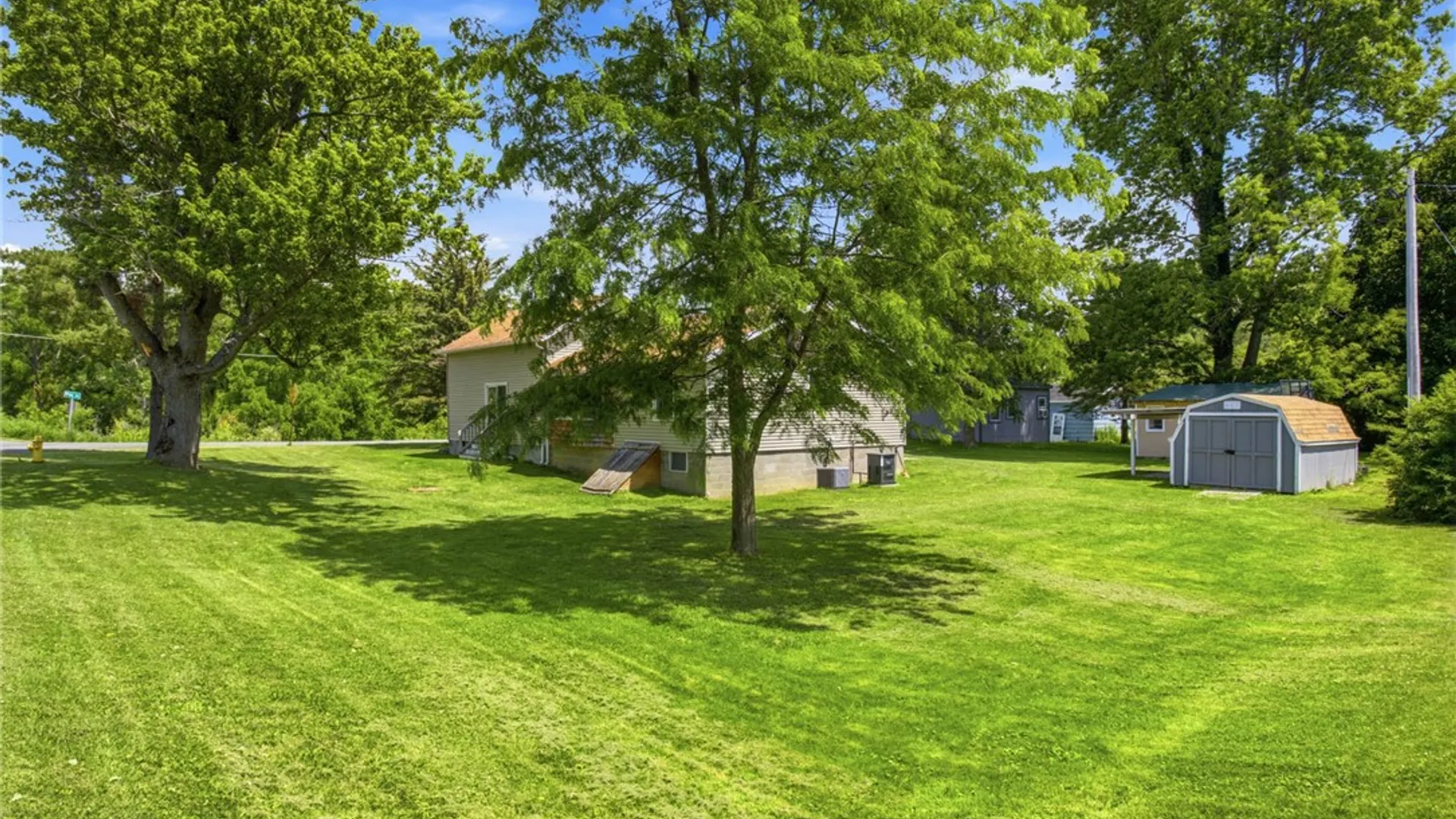Property at 6506 Fox Place Road, Stafford, NY 14525 34