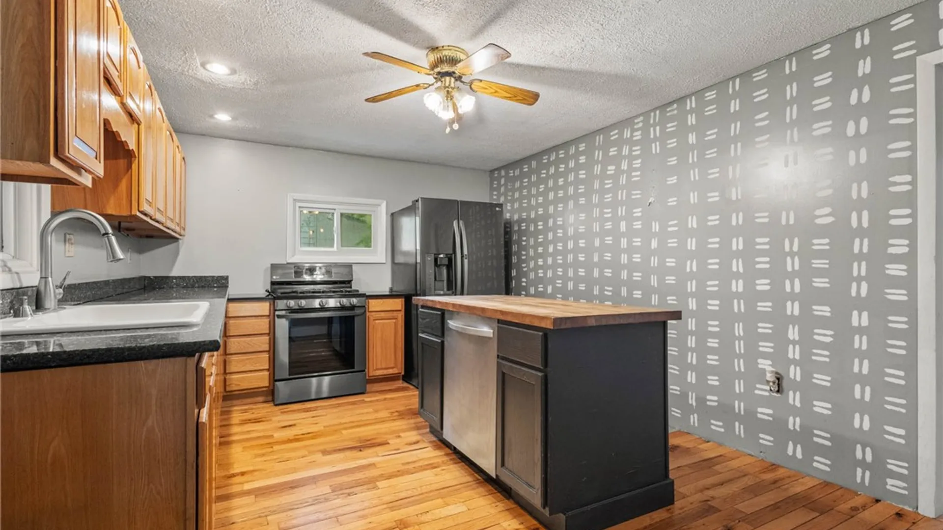 Property at 6506 Fox Place Road, Stafford, NY 14525 6