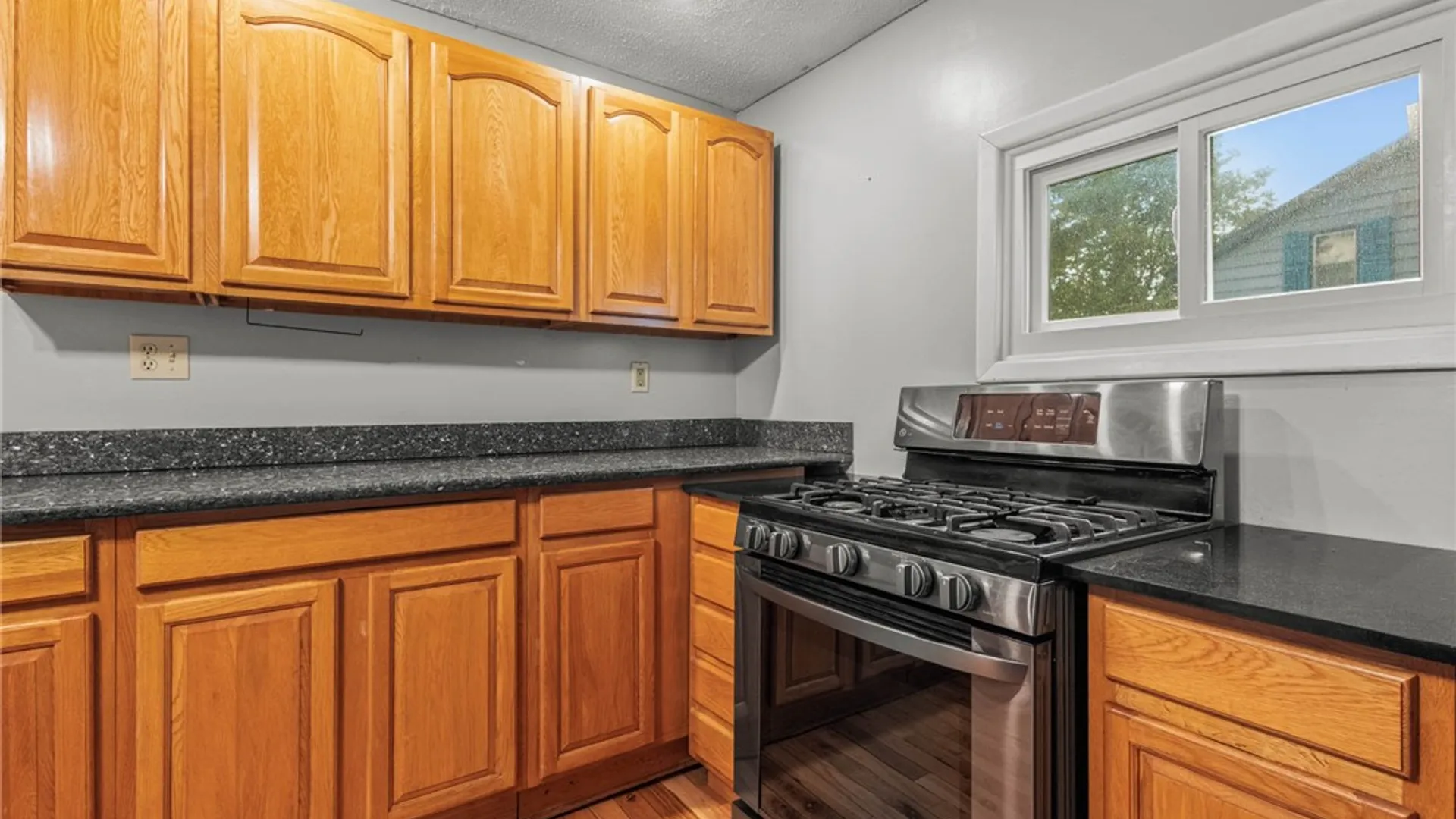 Property at 6506 Fox Place Road, Stafford, NY 14525 8