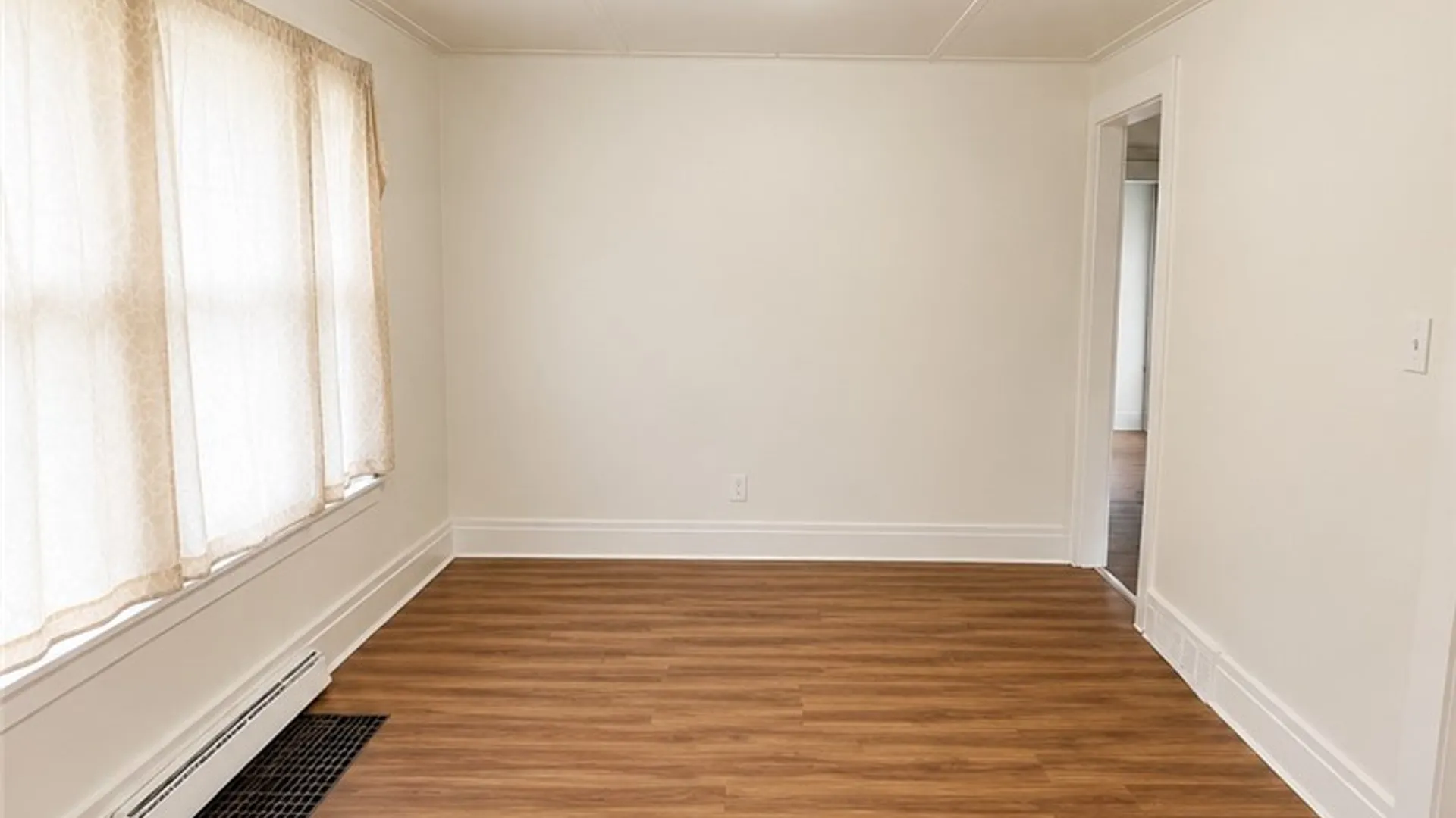 Property at 476 Shirley Avenue, Buffalo, NY 14215 10