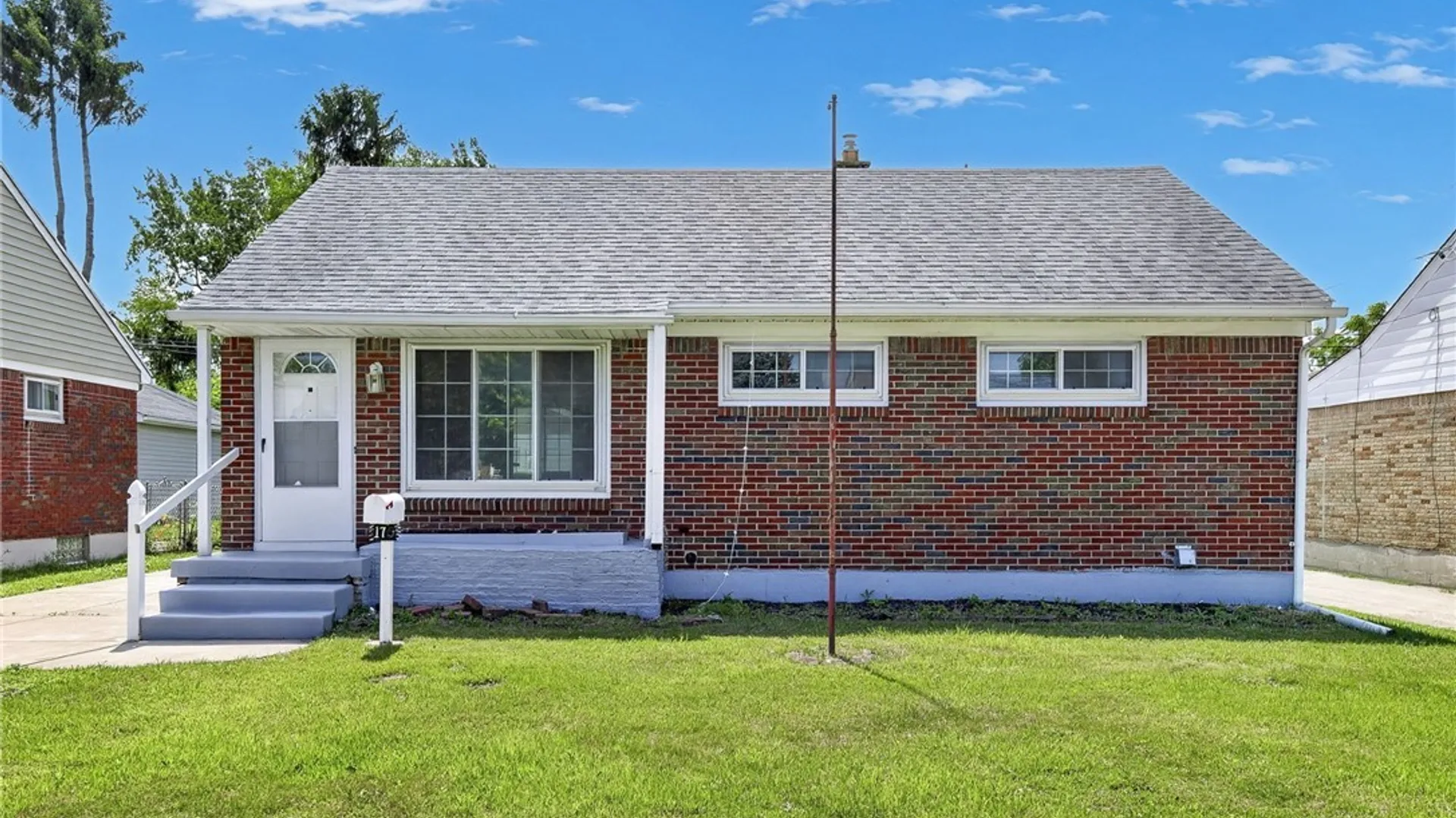 Property at 175 Nokomis Parkway, Cheektowaga, NY 14225 2