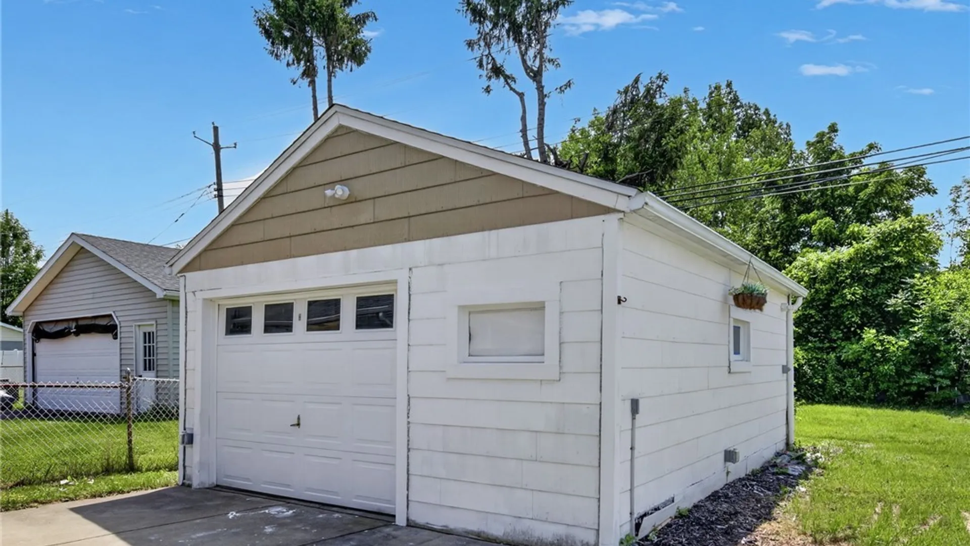 Property at 175 Nokomis Parkway, Cheektowaga, NY 14225 44