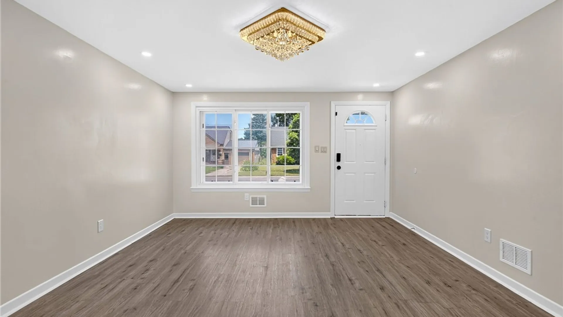 Property at 175 Nokomis Parkway, Cheektowaga, NY 14225 7