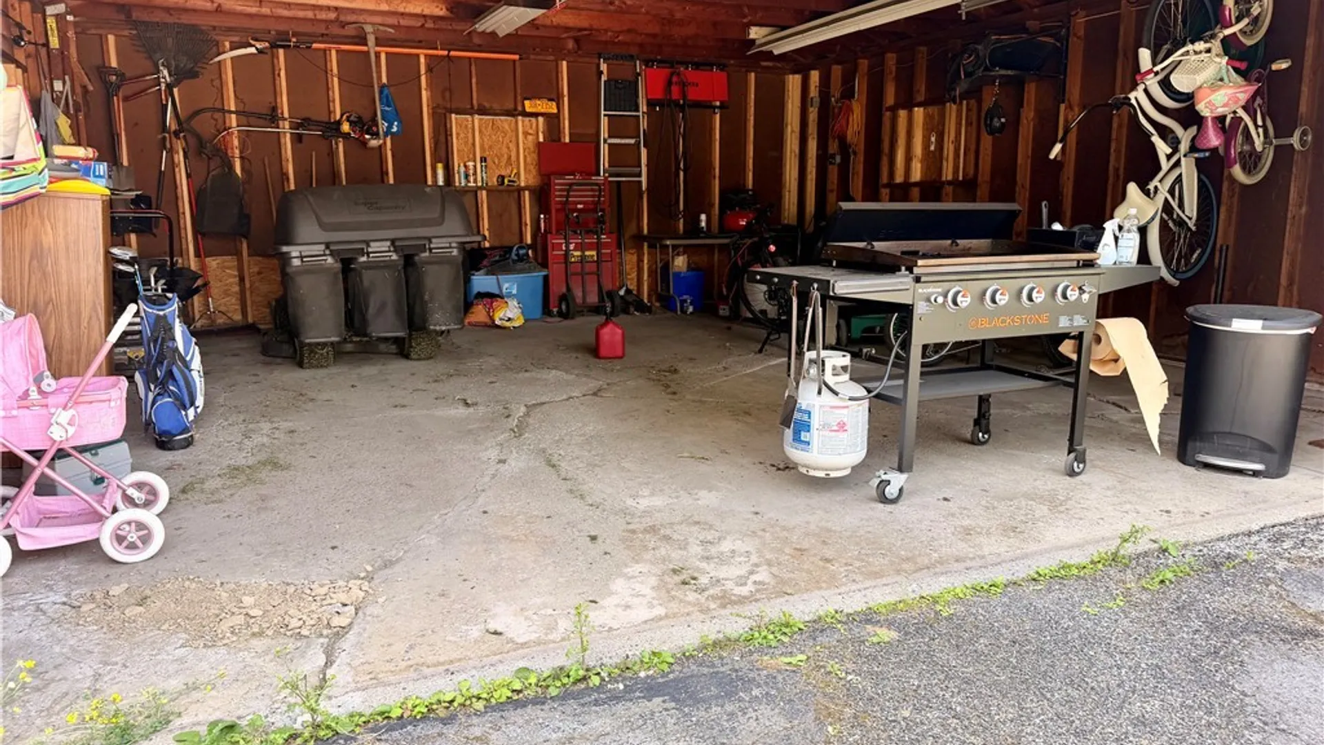 Property at 6975 Michael Road, Orchard Park, NY 14127 40