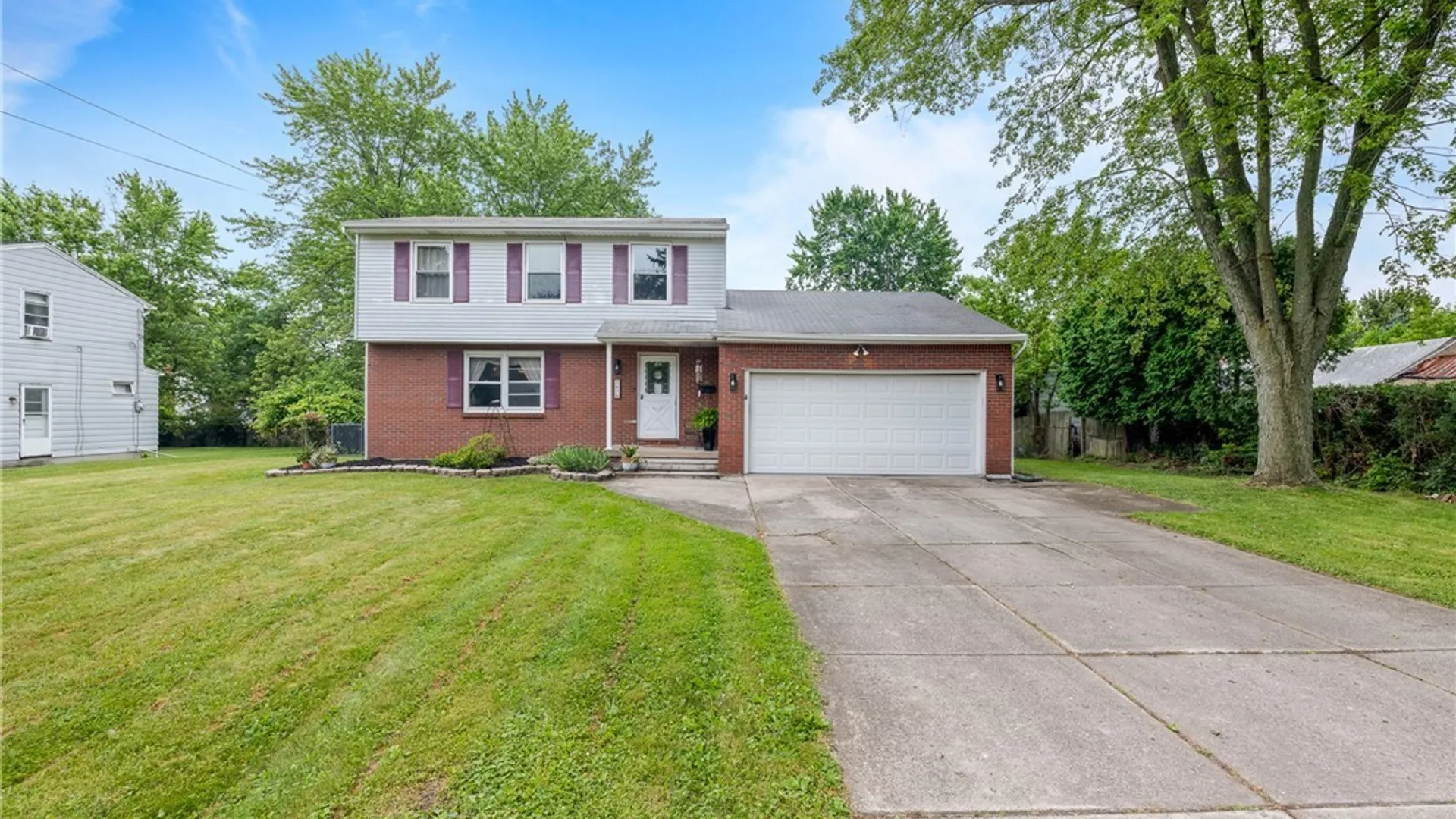 Property at 147 N Linden Street, Amherst, NY 14221 3