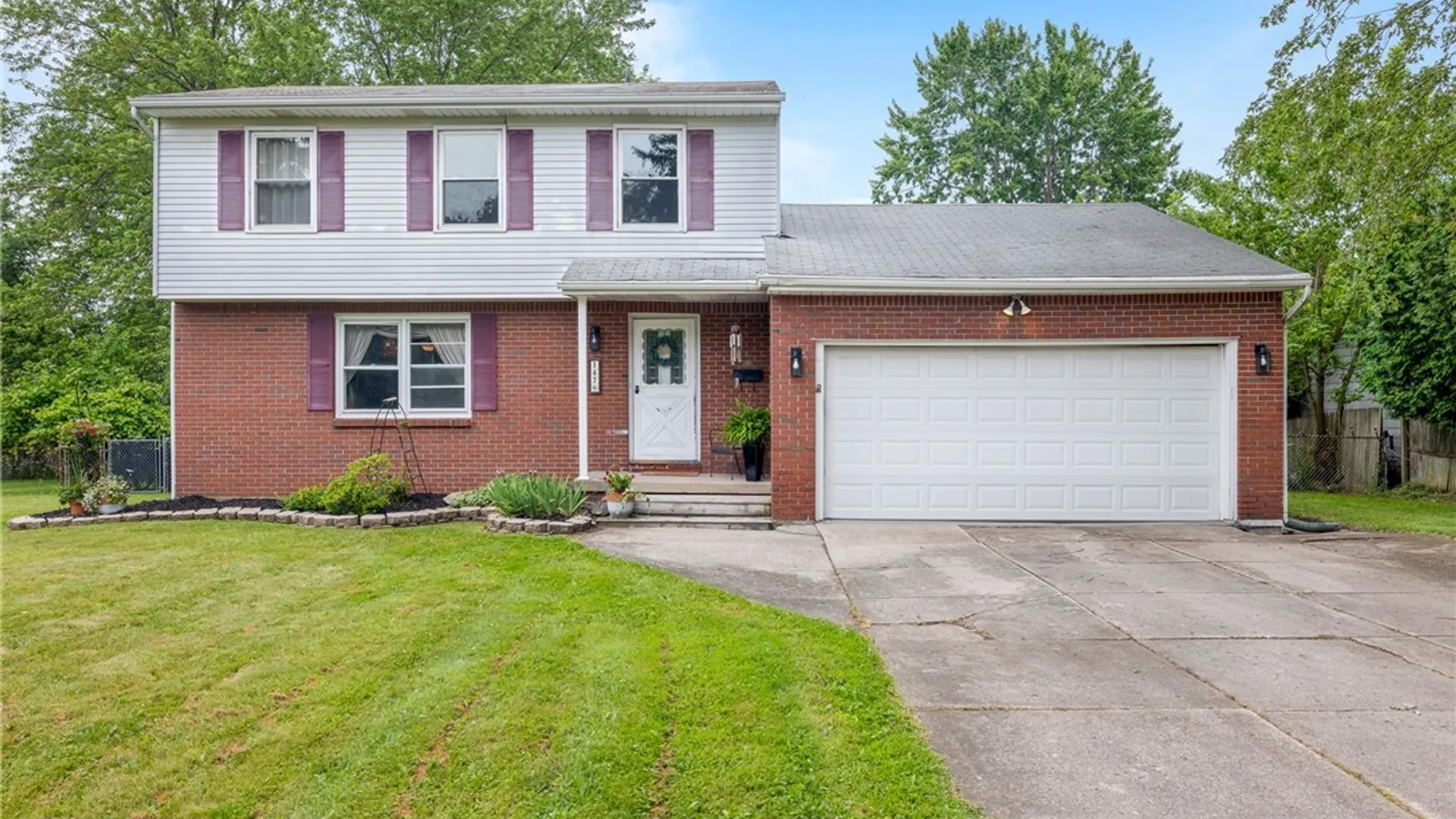 Property at 147 N Linden Street, Amherst, NY 14221 4