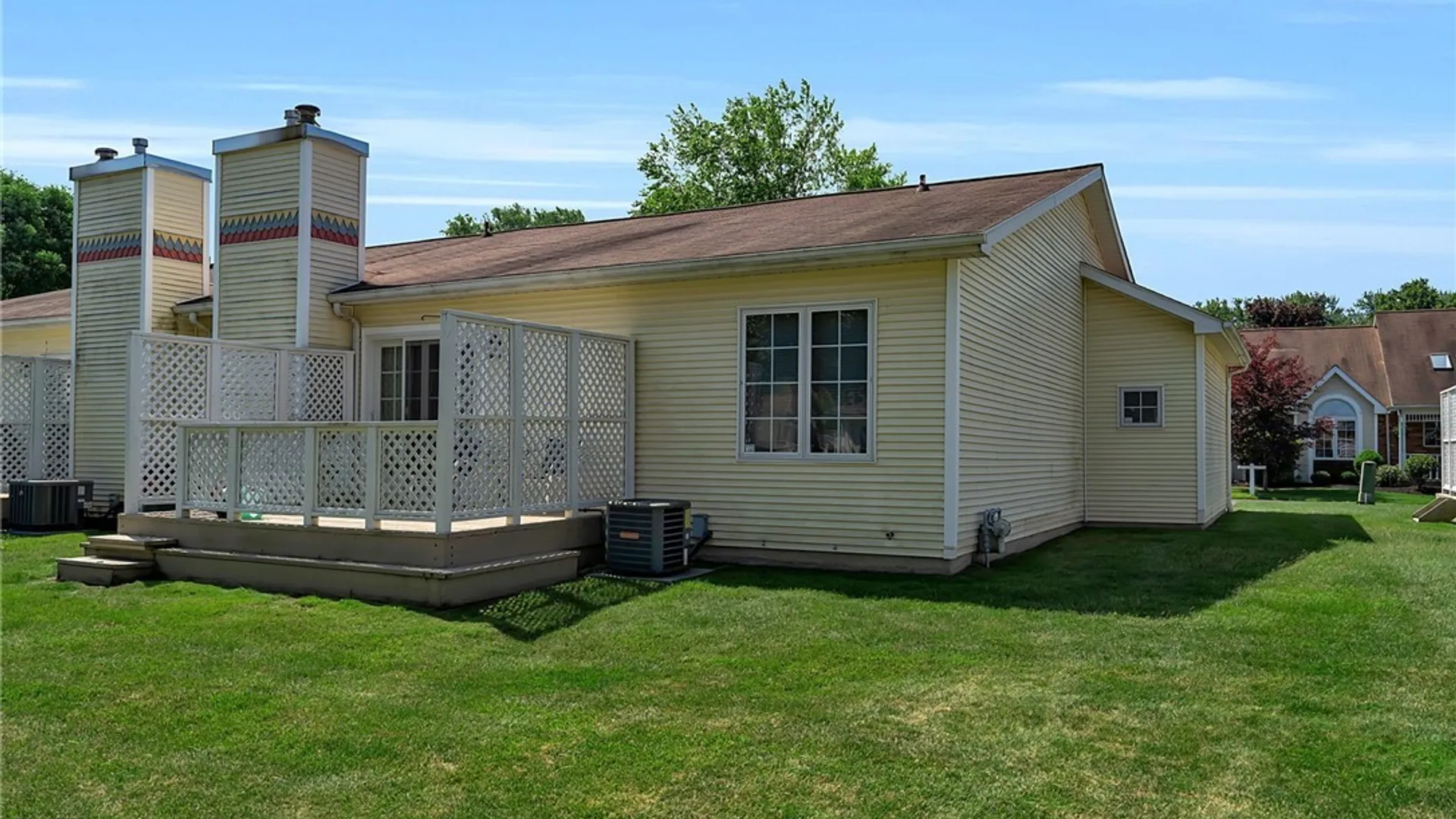 Property at 8 Bird Walk Lane, Amherst, NY 14221 33
