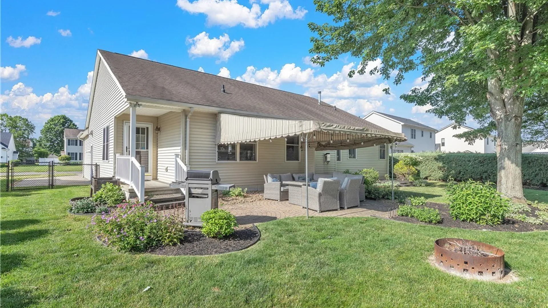 Property at 3667 Spice Creek, Wheatfield, NY 14120 3