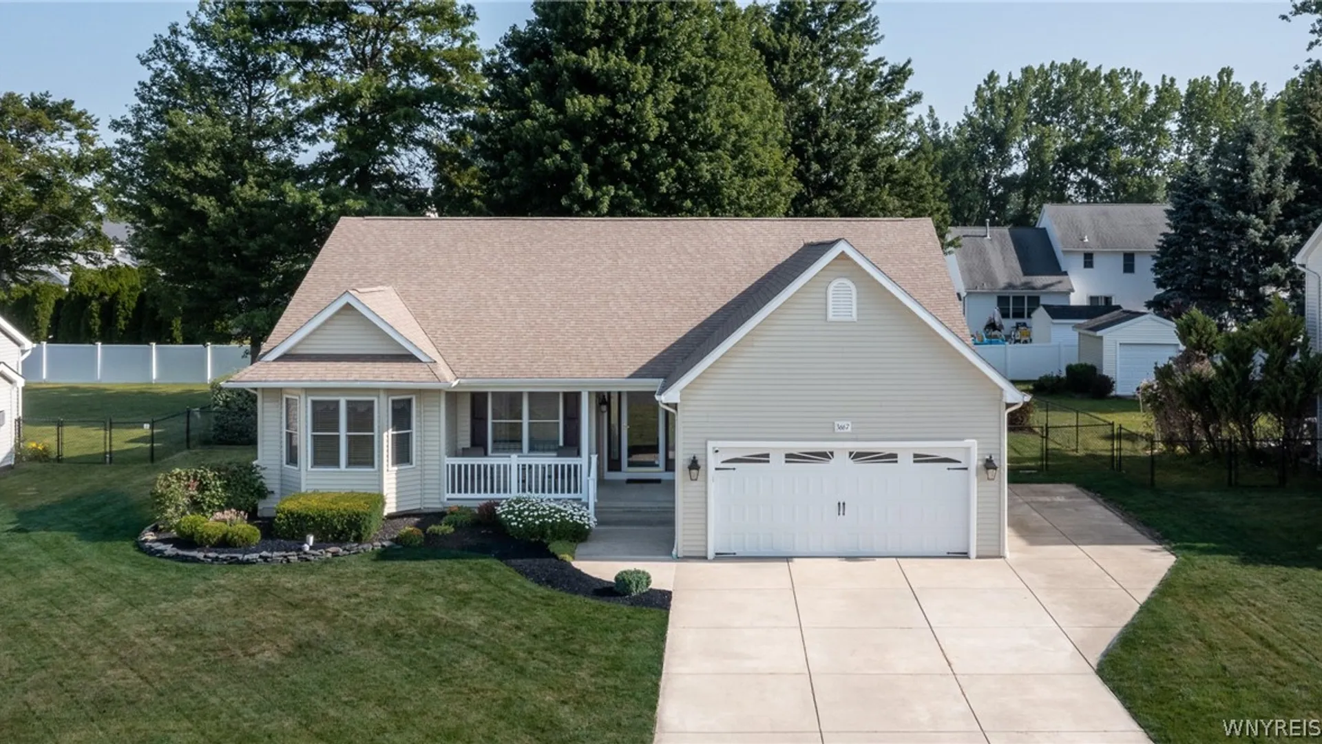 Property at 3667 Spice Creek, Wheatfield, NY 14120 41
