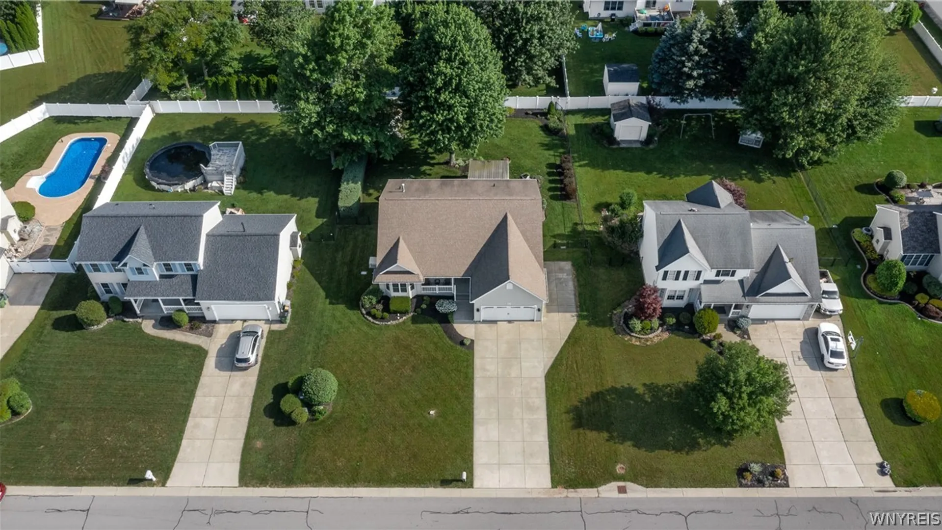 Property at 3667 Spice Creek, Wheatfield, NY 14120 43