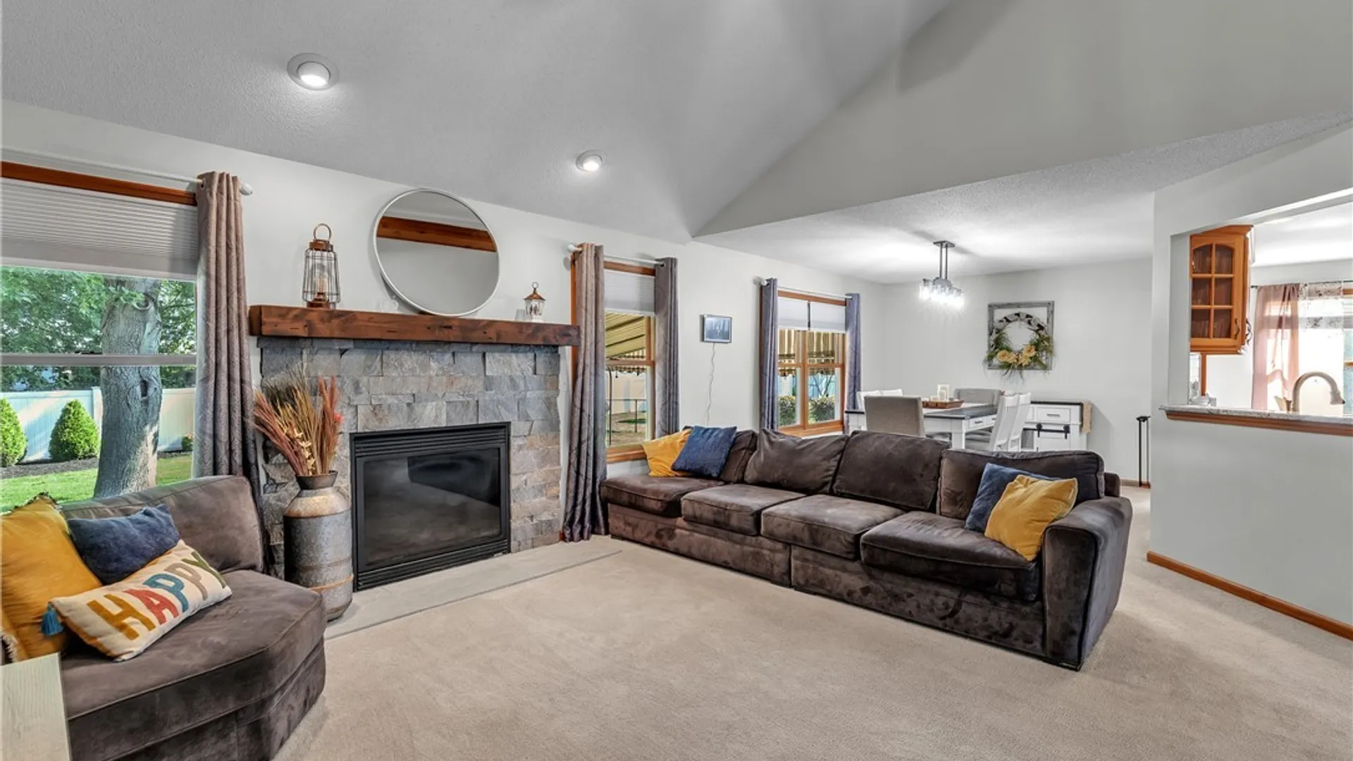 Property at 3667 Spice Creek, Wheatfield, NY 14120 5