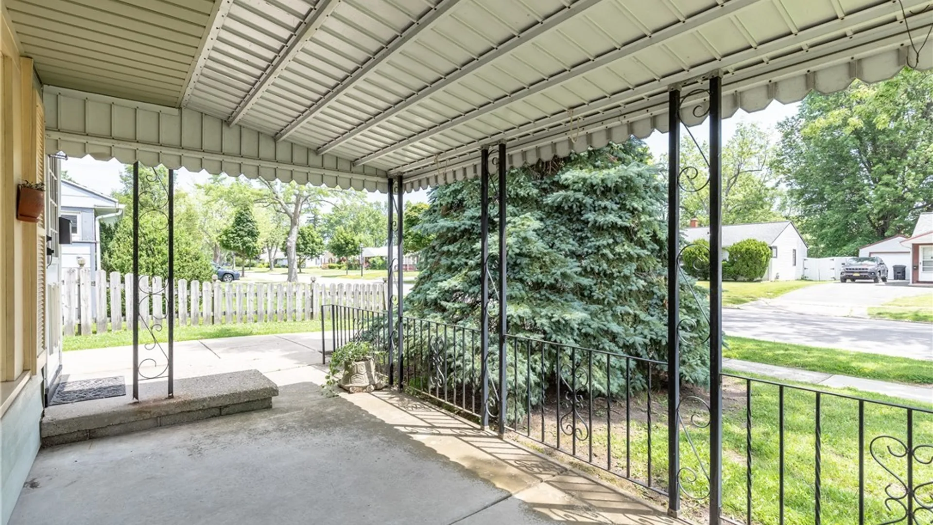 Property at 420 Wendel Avenue, Tonawanda, NY 14223 3