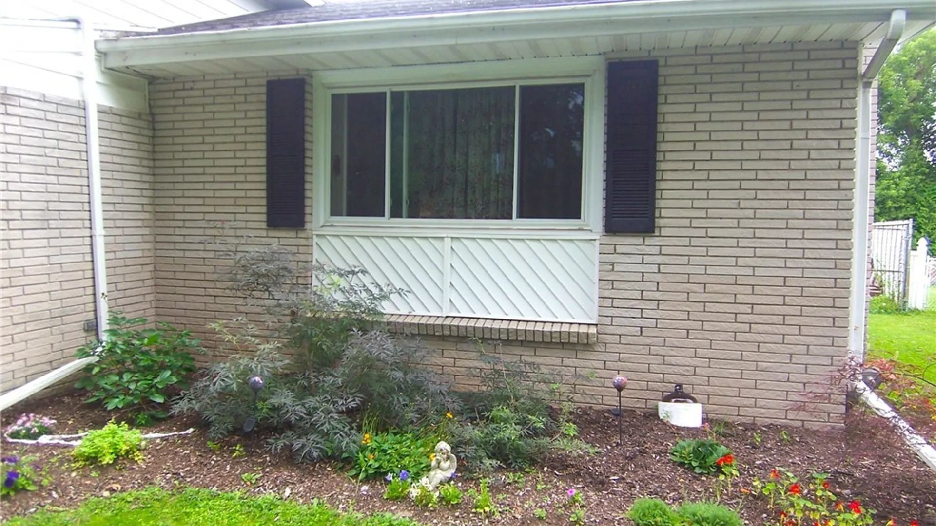 Property at 64 Roosevelt Avenue, Batavia City, NY 14020 4
