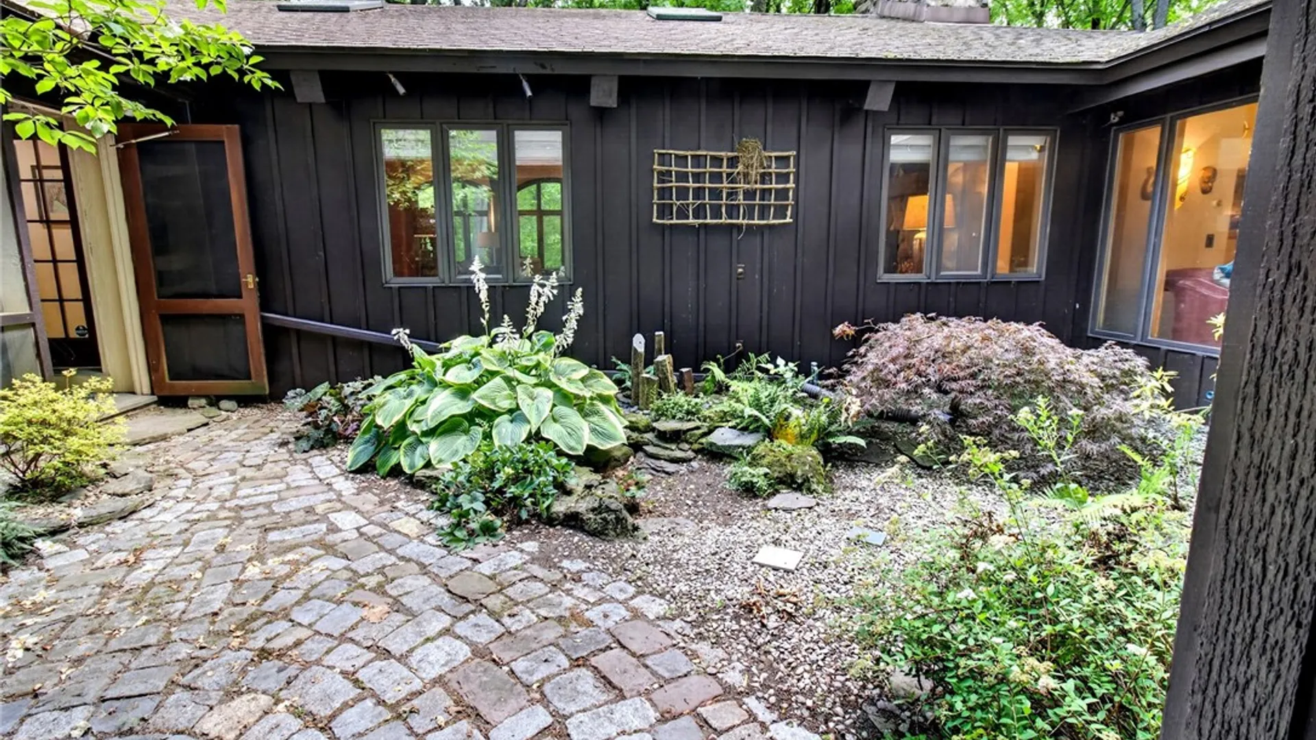 Property at 150 Park Road, Pittsford, NY 14534 24