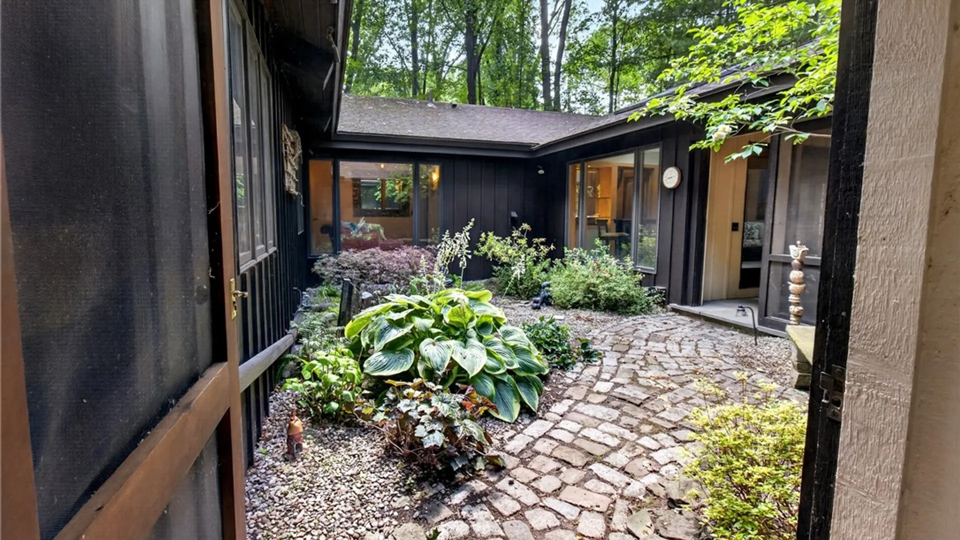 Property at 150 Park Road, Pittsford, NY 14534 25