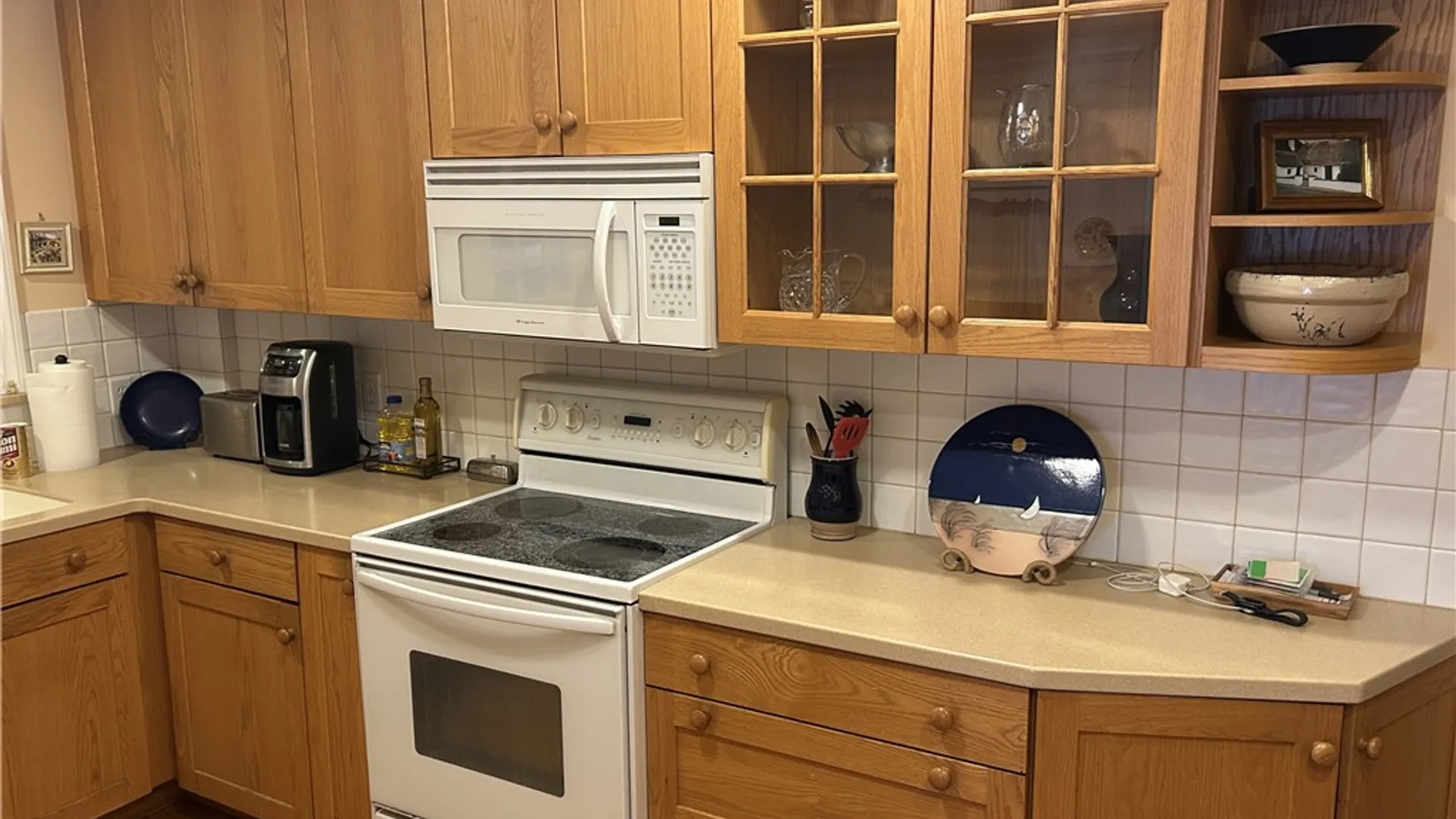 Property at 3621 Lake Avenue, Rochester, NY 14612 6