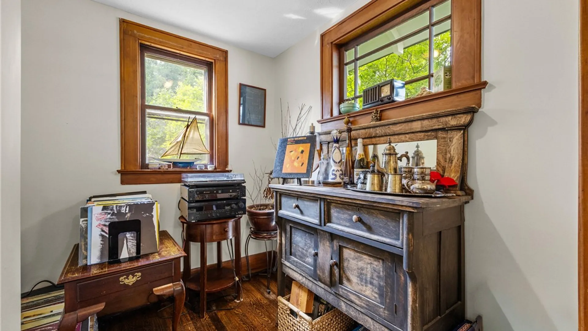 Property at 17 Washington Avenue, Pittsford, NY 14534 13