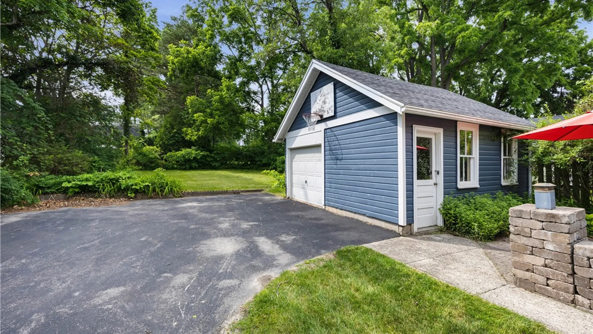 Property at 17 Washington Avenue, Pittsford, NY 14534 28