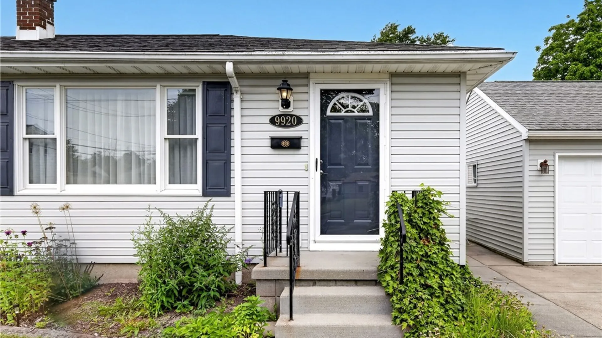 Property at 9920 Moschel Court, Niagara Falls, NY 14304 2