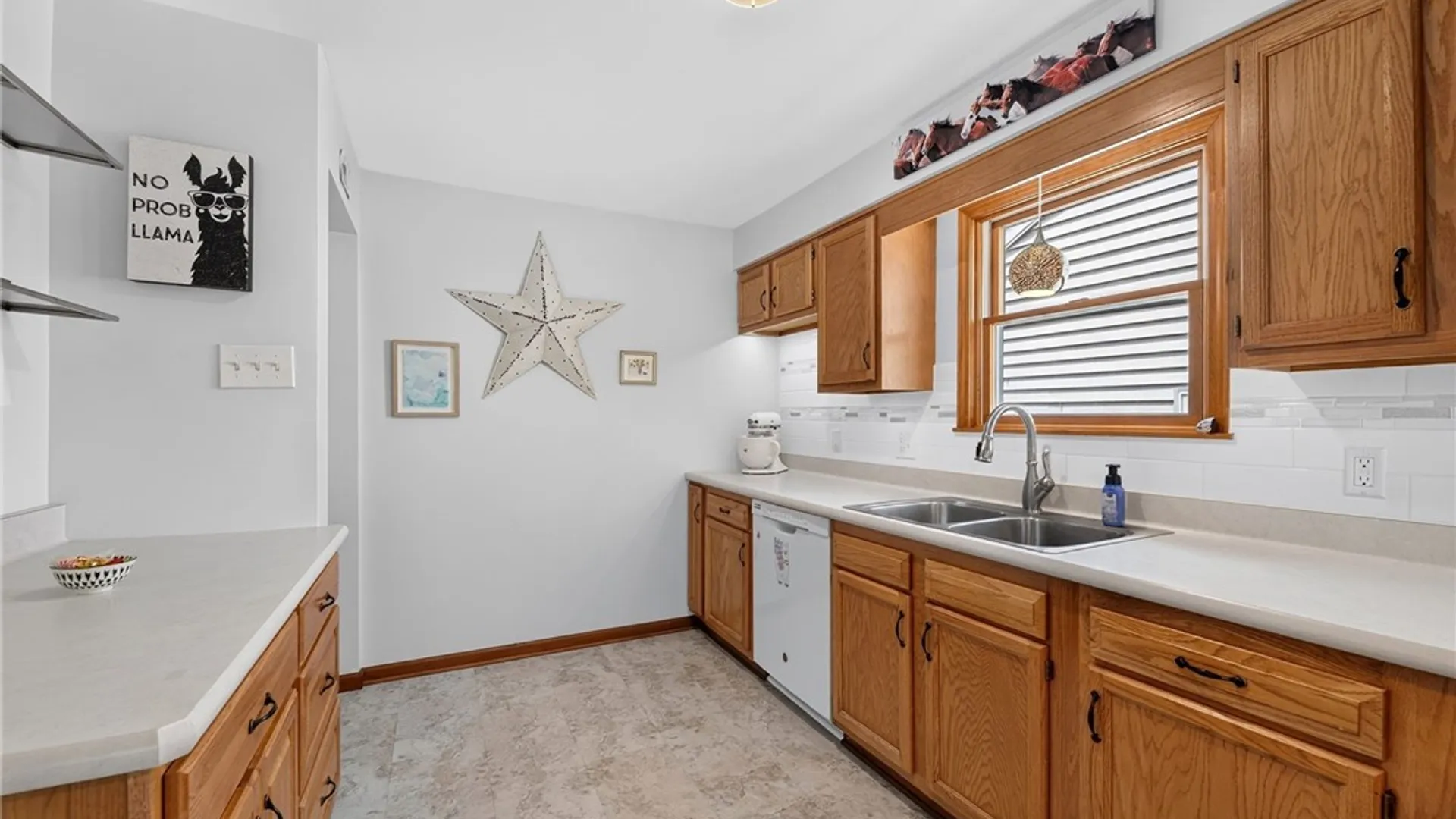 Property at 9920 Moschel Court, Niagara Falls, NY 14304 20