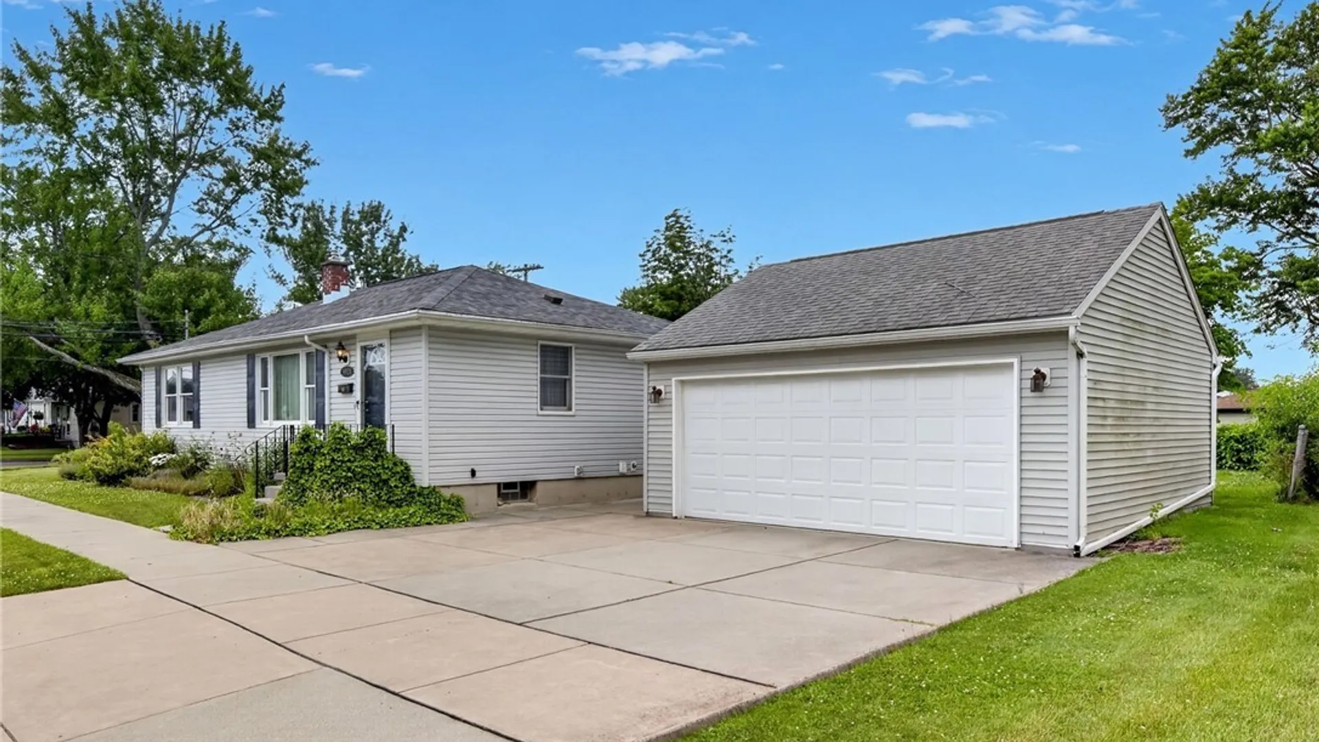 Property at 9920 Moschel Court, Niagara Falls, NY 14304 46
