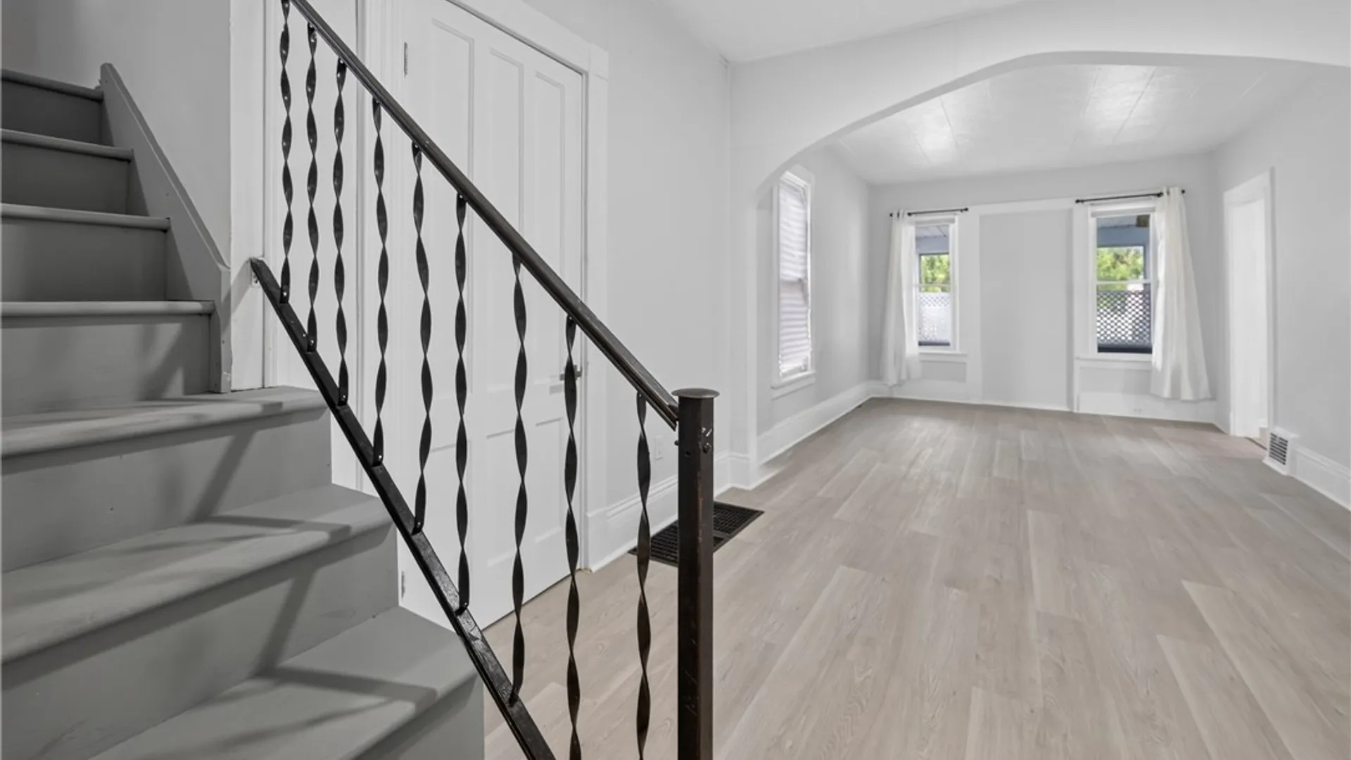 Property at 156 Mary Street, Syracuse, NY 13208 13