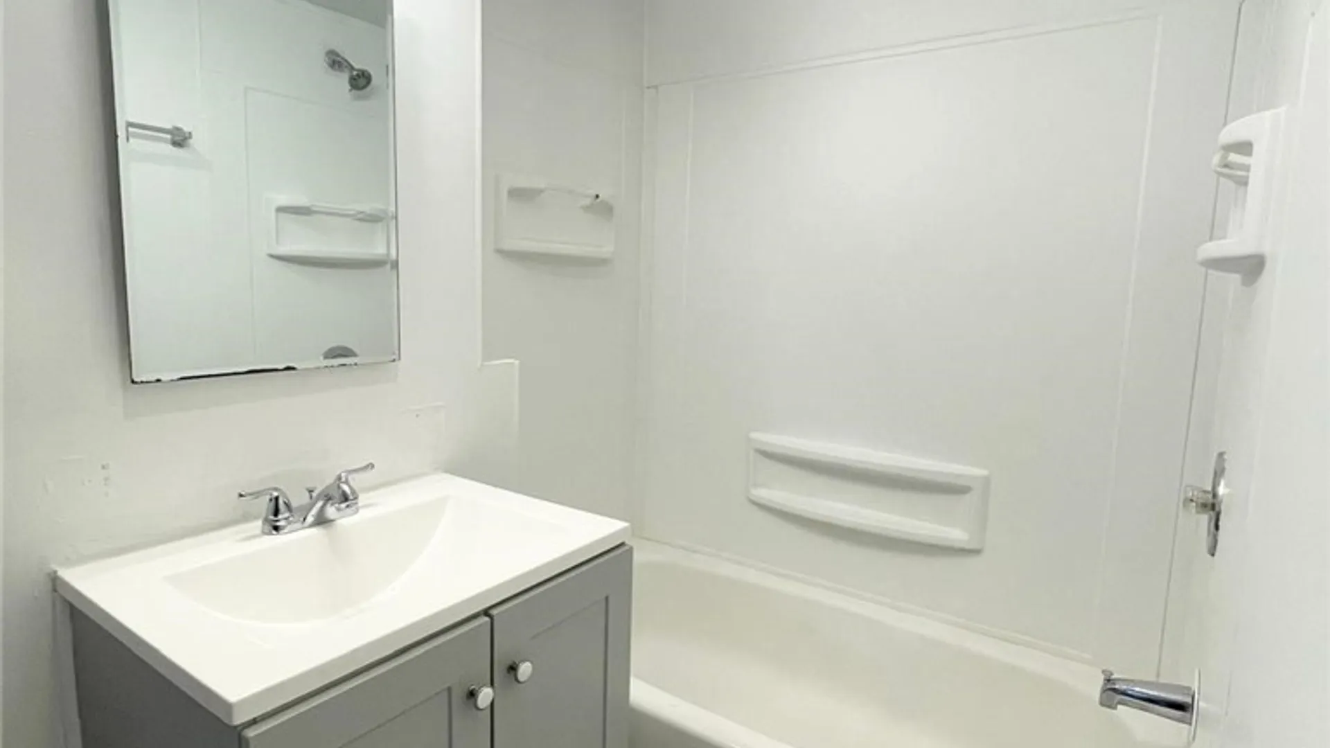 Property at 39 Elgas Street, Buffalo, NY 14207 23