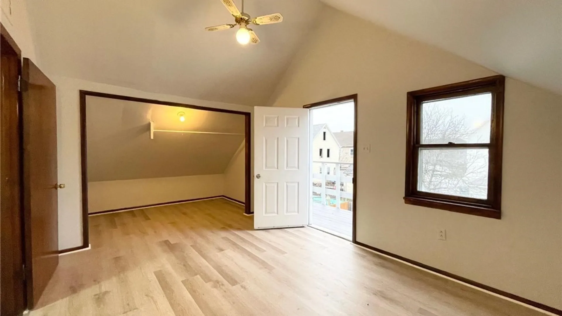 Property at 39 Elgas Street, Buffalo, NY 14207 25