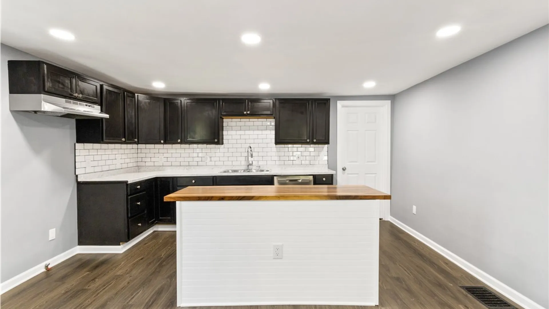 Property at 197 Thompson Street, Buffalo, NY 14207 4