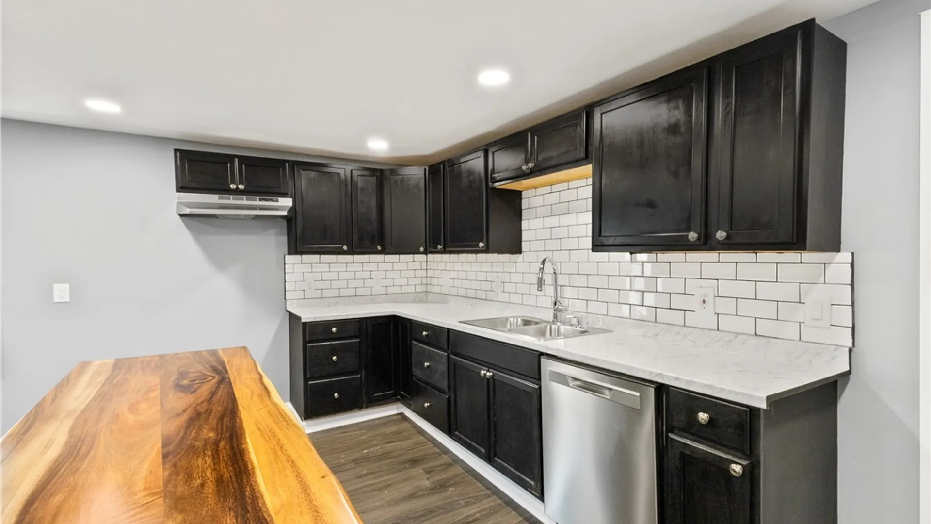 Property at 197 Thompson Street, Buffalo, NY 14207 6