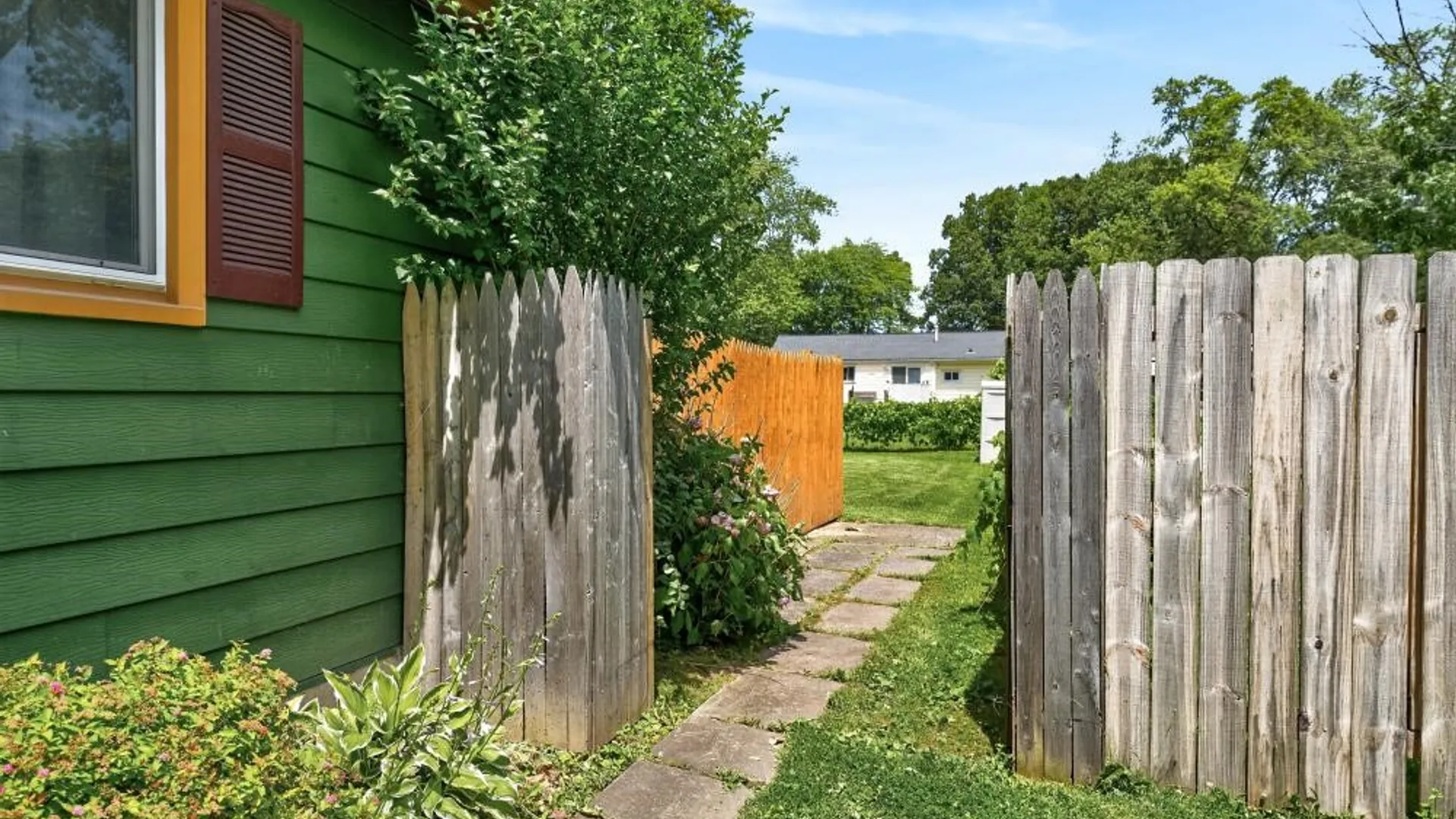 Property at 224 Ransford Avenue, Irondequoit, NY 14622 28