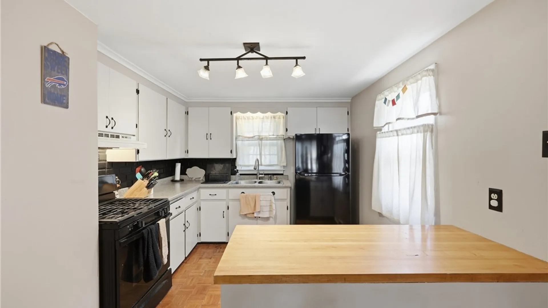 Property at 154 Saint Lawrence Avenue, Buffalo, NY 14216 11