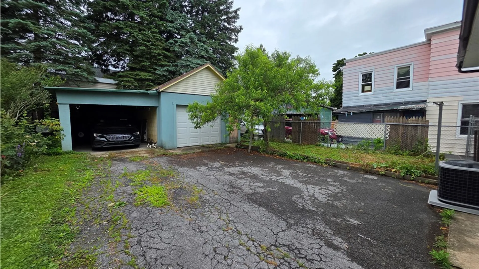 Property at 809 Mulberry Street, Utica, NY 13502 36