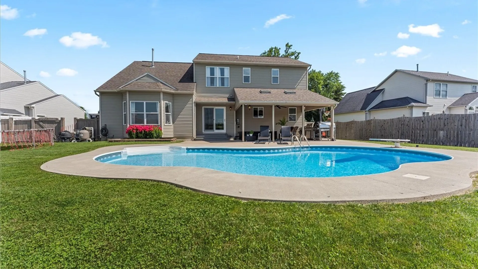 Property at 8778 Alizarin Avenue, Cicero, NY 13039 10