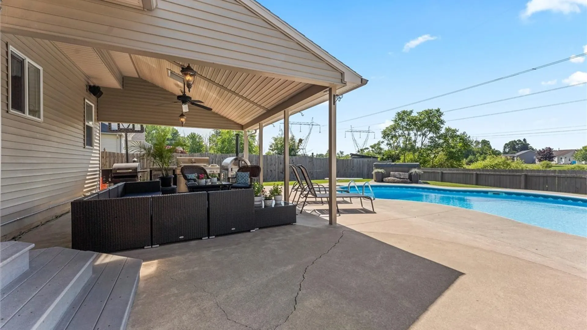 Property at 8778 Alizarin Avenue, Cicero, NY 13039 11