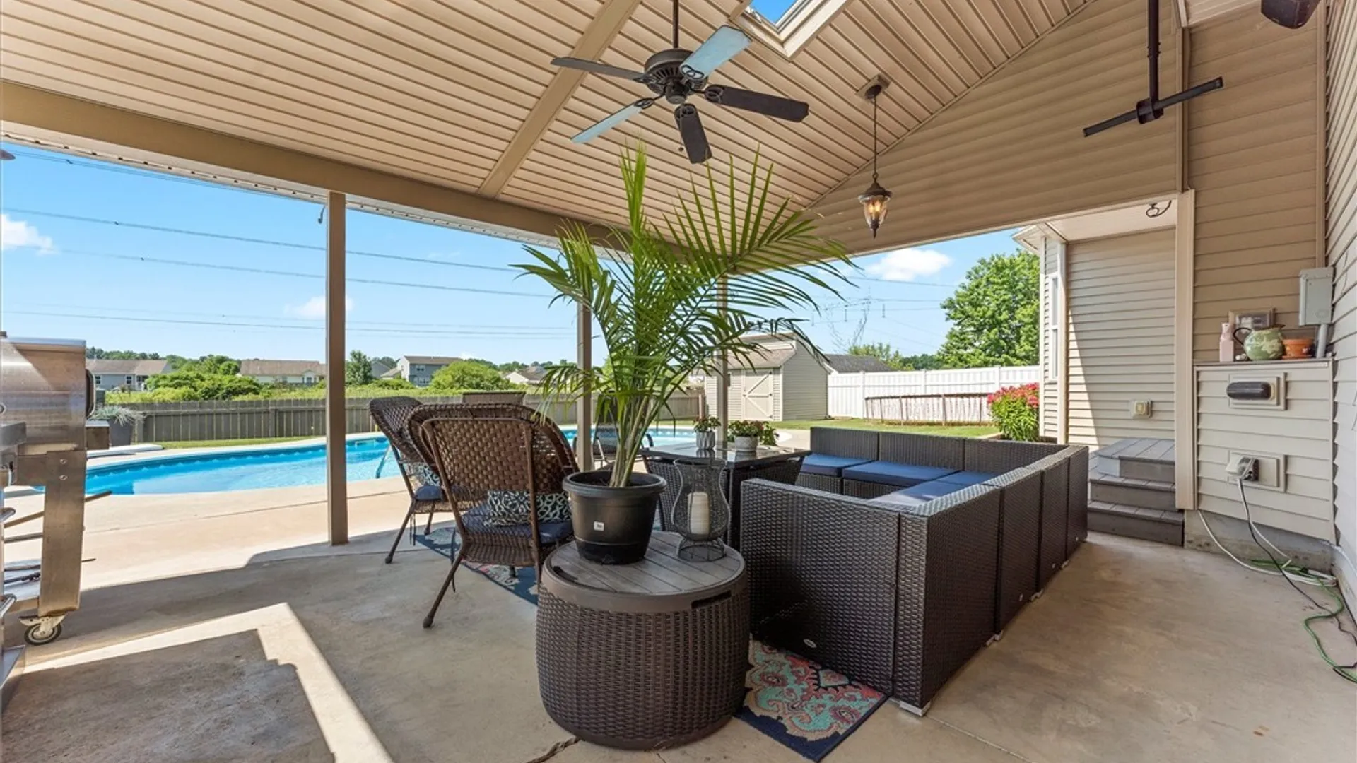 Property at 8778 Alizarin Avenue, Cicero, NY 13039 12