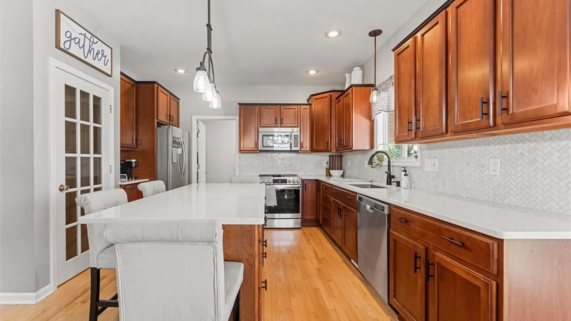 Property at 8778 Alizarin Avenue, Cicero, NY 13039 25