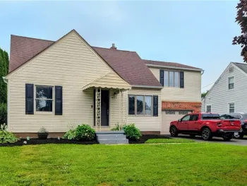 Property at 927 Pioneer Drive, North Tonawanda, NY 14120