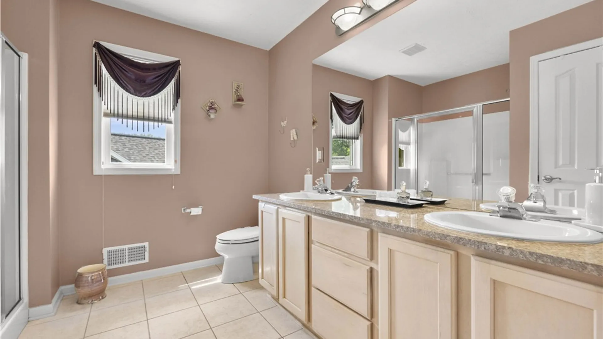 Property at 1111 Brick Landing Place, Webster, NY 14580 27