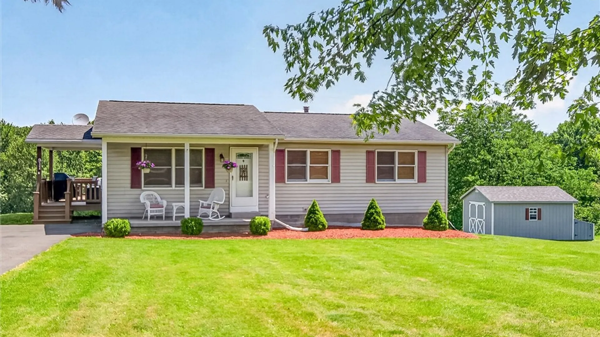 Property at 911 Larue Road, Manchester, NY 14432 2