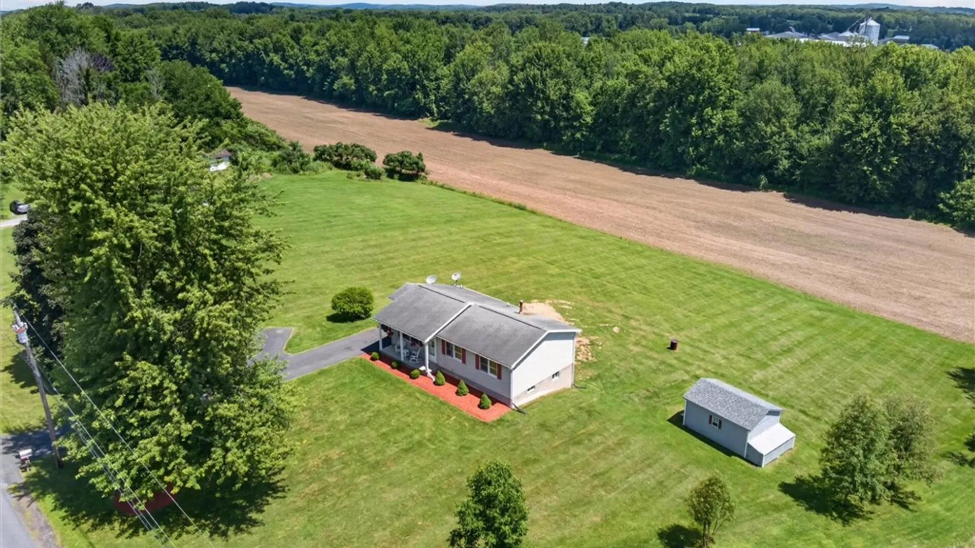 Property at 911 Larue Road, Manchester, NY 14432 3