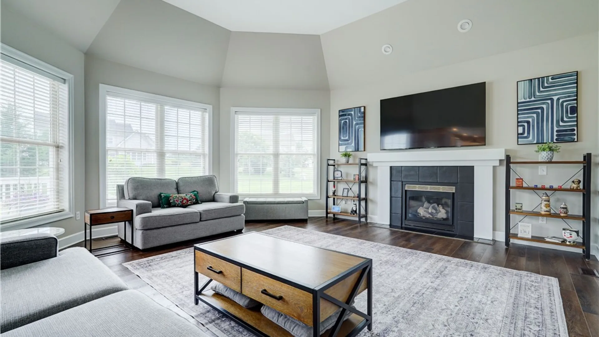 Property at 15 Coach Side Lane, Pittsford, NY 14534 23